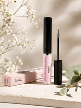 Mascara coating for wispy lash extensions