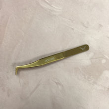 Axe Volume Tweezers 75 degree angle
